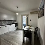 Taormina Beach Apartment Apartman *