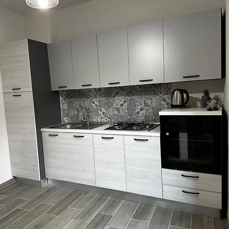 Taormina Beach Apartment