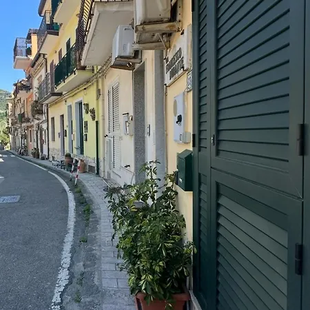 Taormina Beach Apartment Apartment Taormina